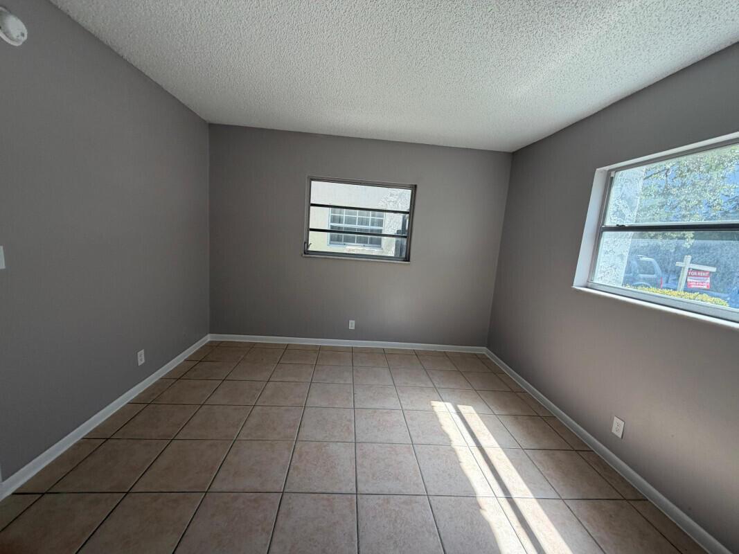 610 NE 1st Avenue # 6, Fort Lauderdale FL 33304