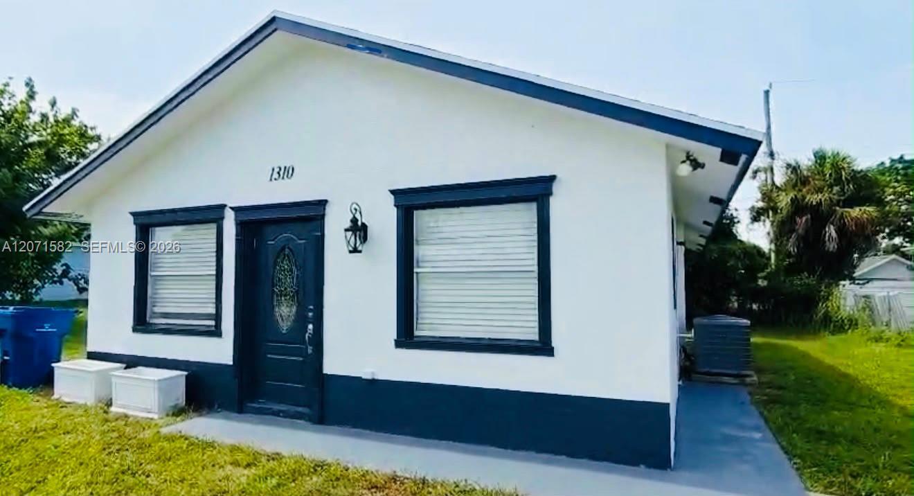 1310 W 24th St # 0, Riviera Beach FL 33404
