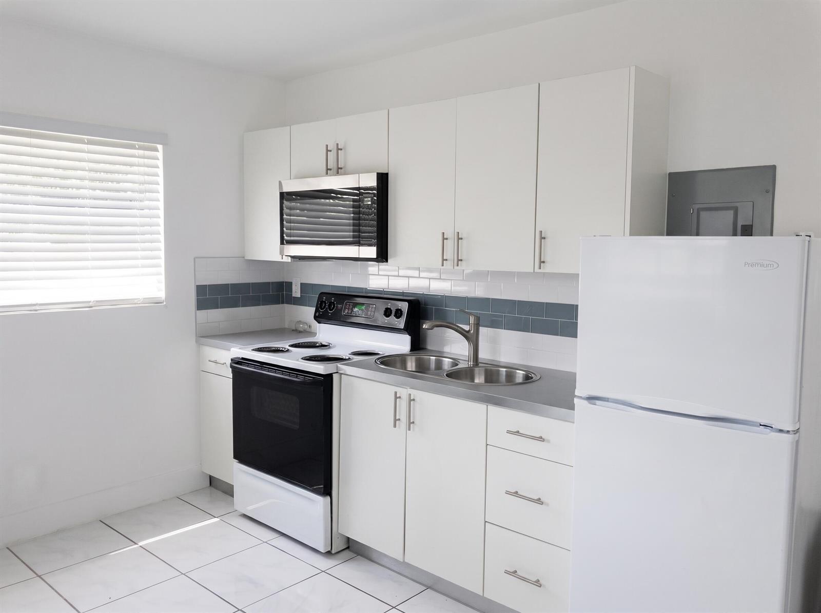 141 NW 4th Avenue # 3, Fort Lauderdale FL 33311