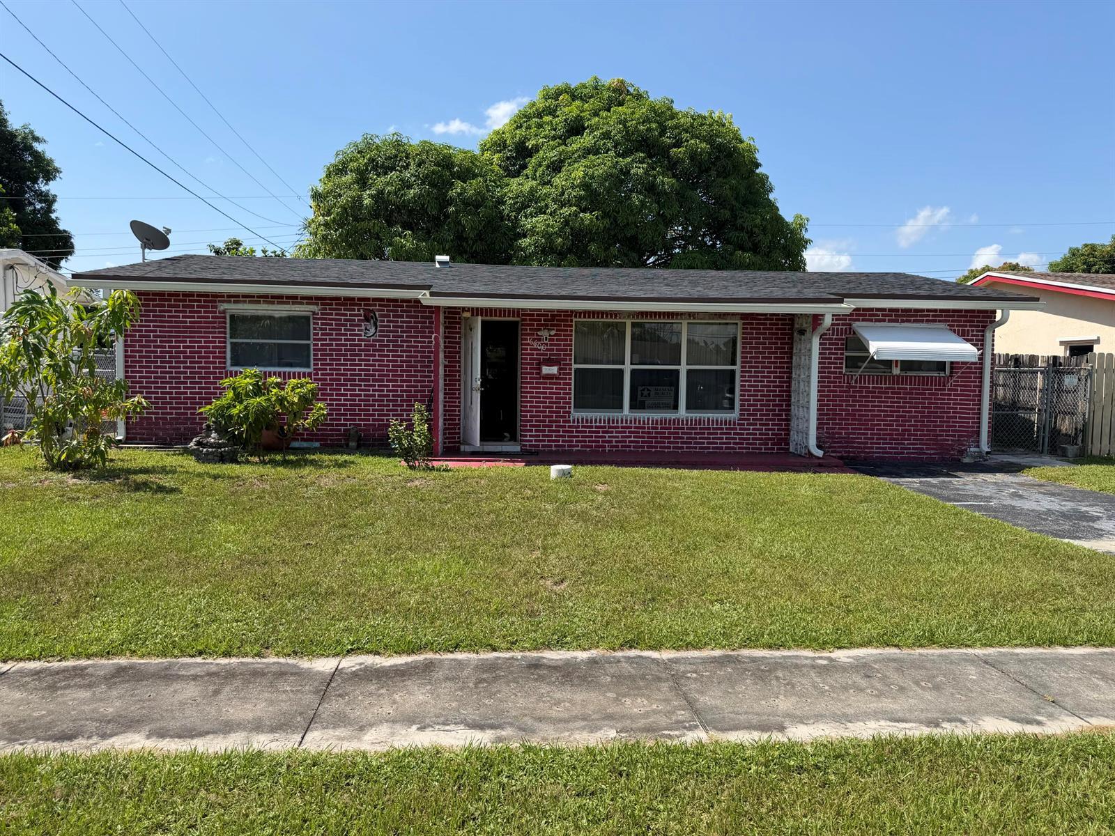 6600 NW 24TH Court, Sunrise FL 33313