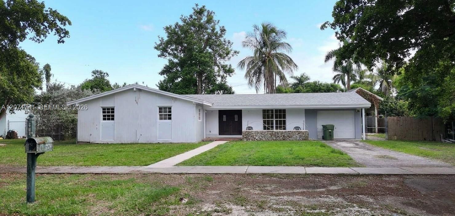 504 NW 23rd St, Homestead FL 33030