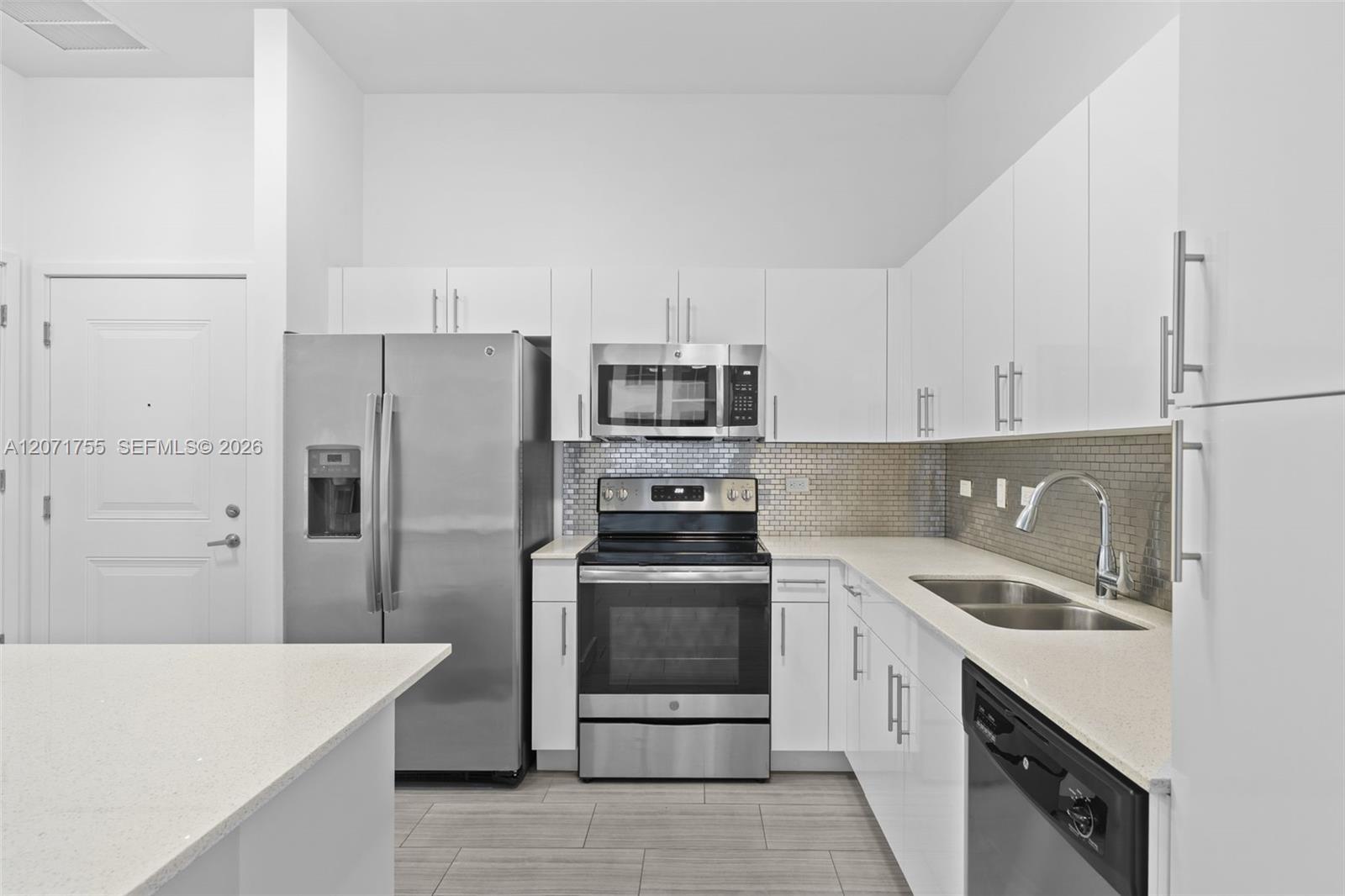 1776 POLK ST # 803, Hollywood FL 33020