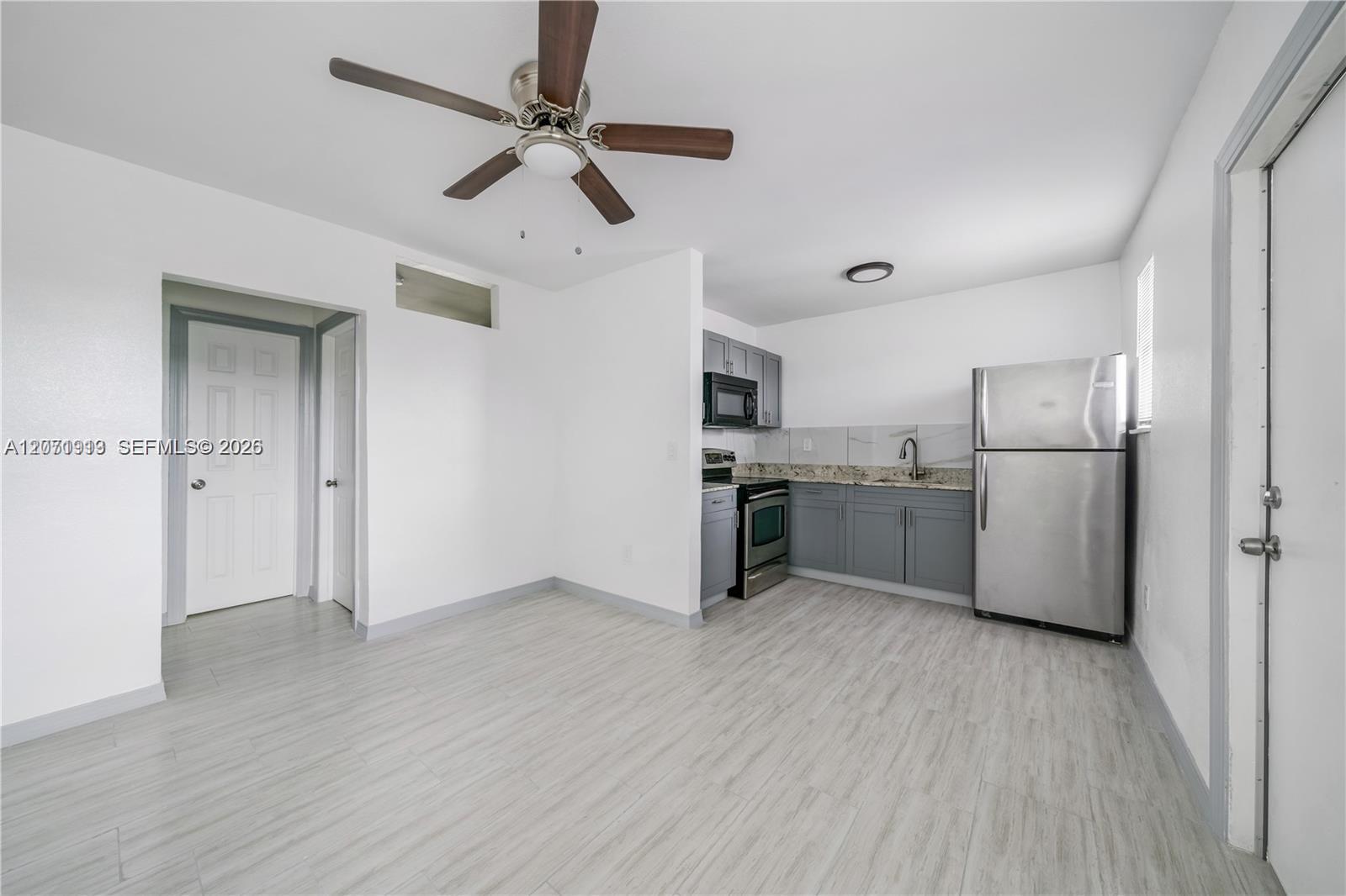 1281 NW 61st St # 31, Miami FL 33142