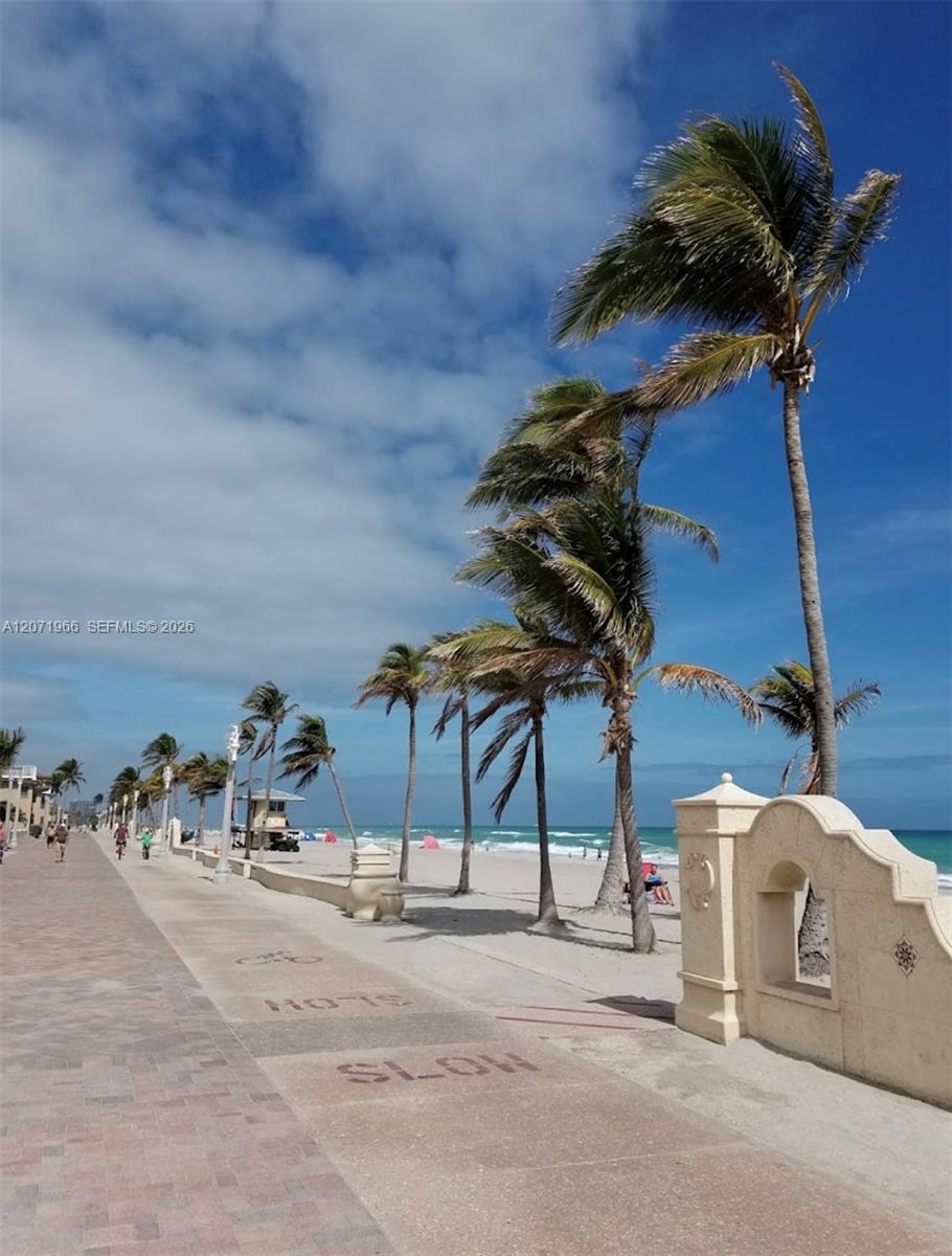 315 Van Buren St # 107B, Hollywood FL 33019