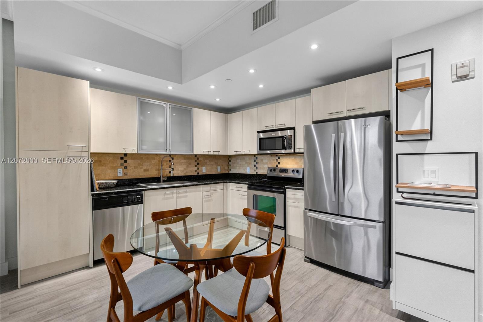 1350 NW 8th Ct # 4, Miami FL 33136