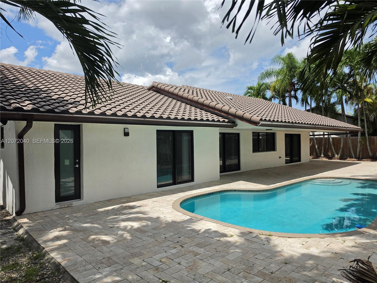 11956 SW 97th St, Miami FL 33186
