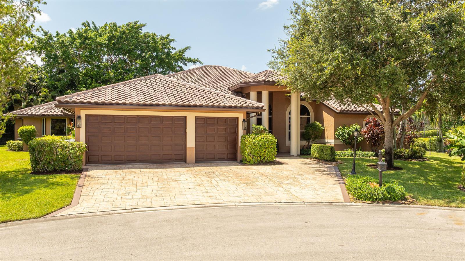 5805 NW 97th Drive, Parkland FL 33076