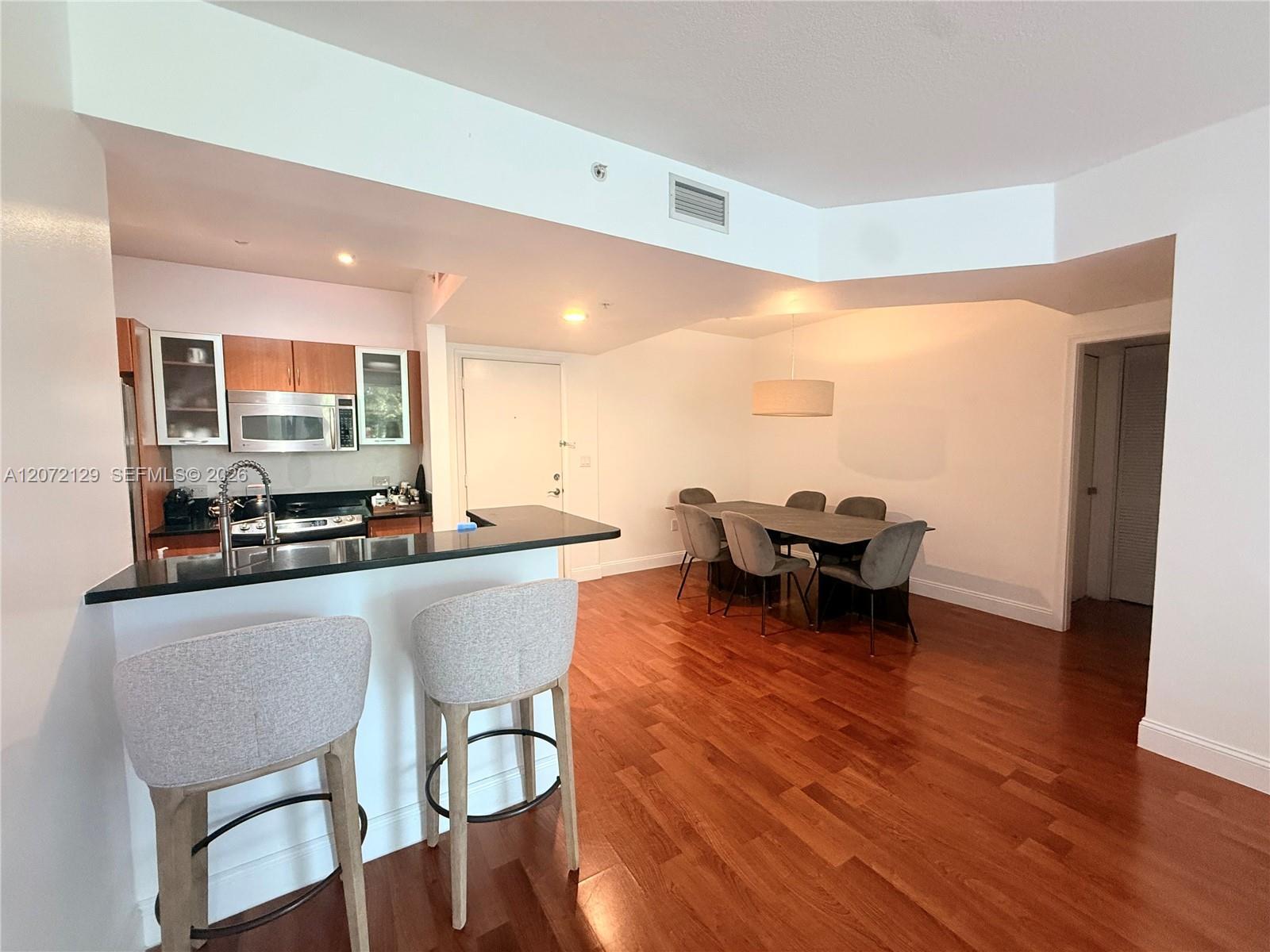 2775 NE 187th St # 313, Aventura FL 33180
