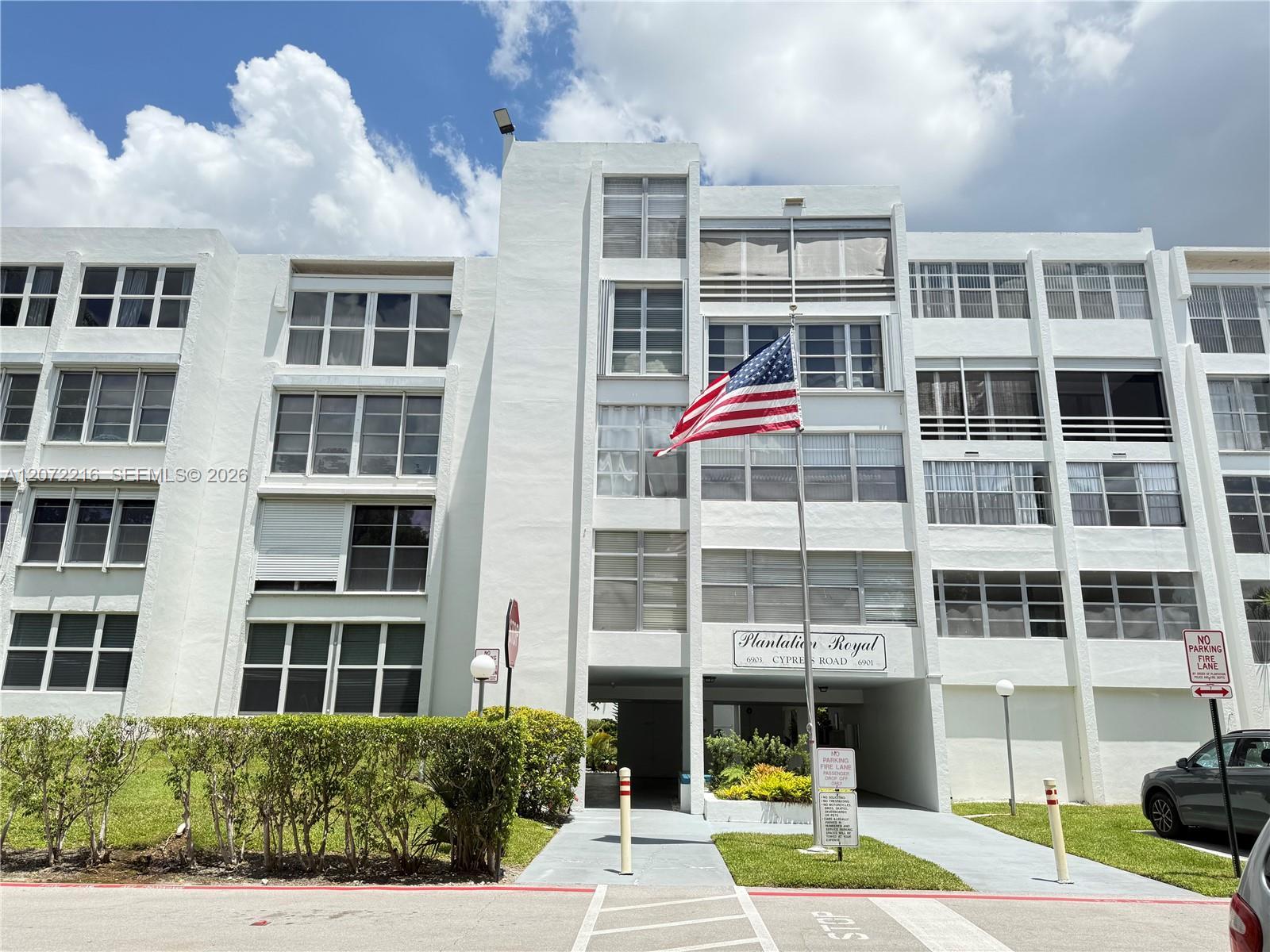 6903 Cypress Rd # C26, Plantation FL 33317