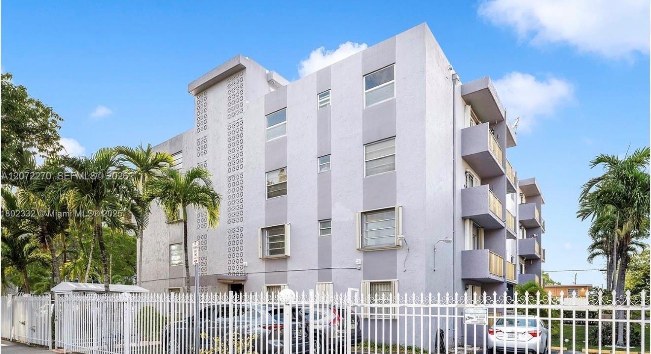 1661 SW 3rd St # 19, Miami FL 33135