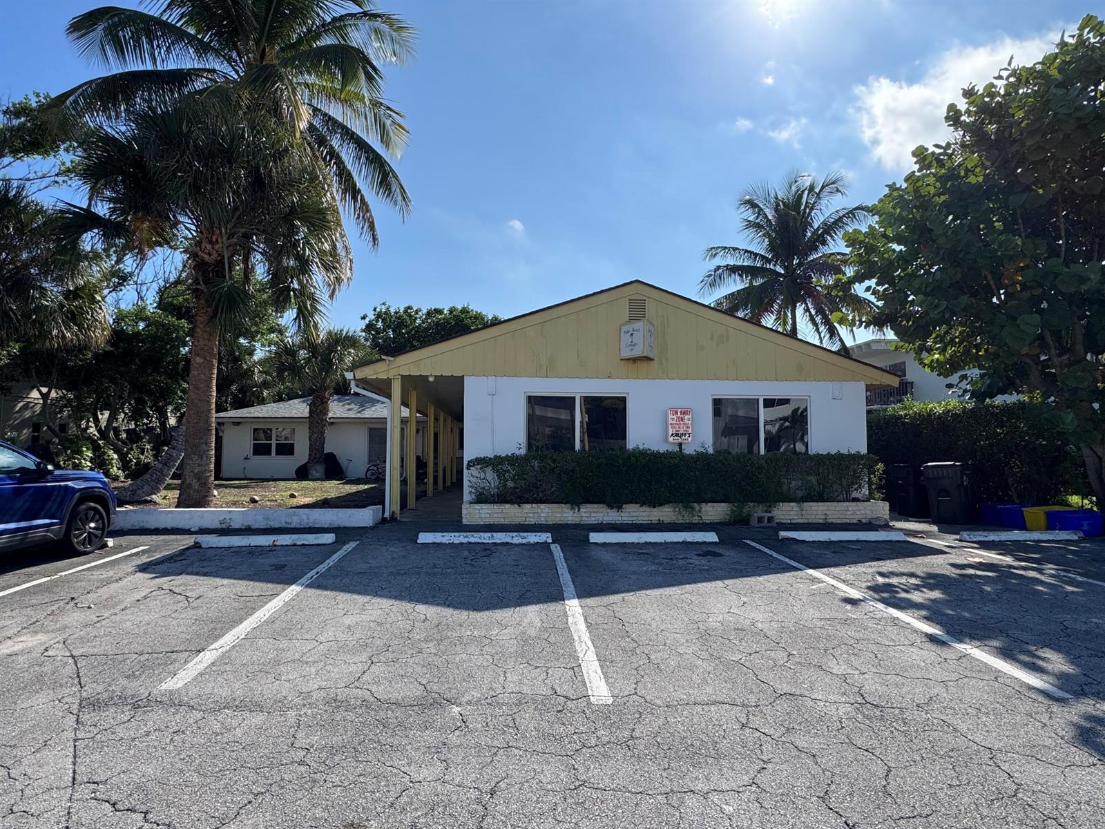 110 Cascade Lane # 2, West Palm Beach FL 33404