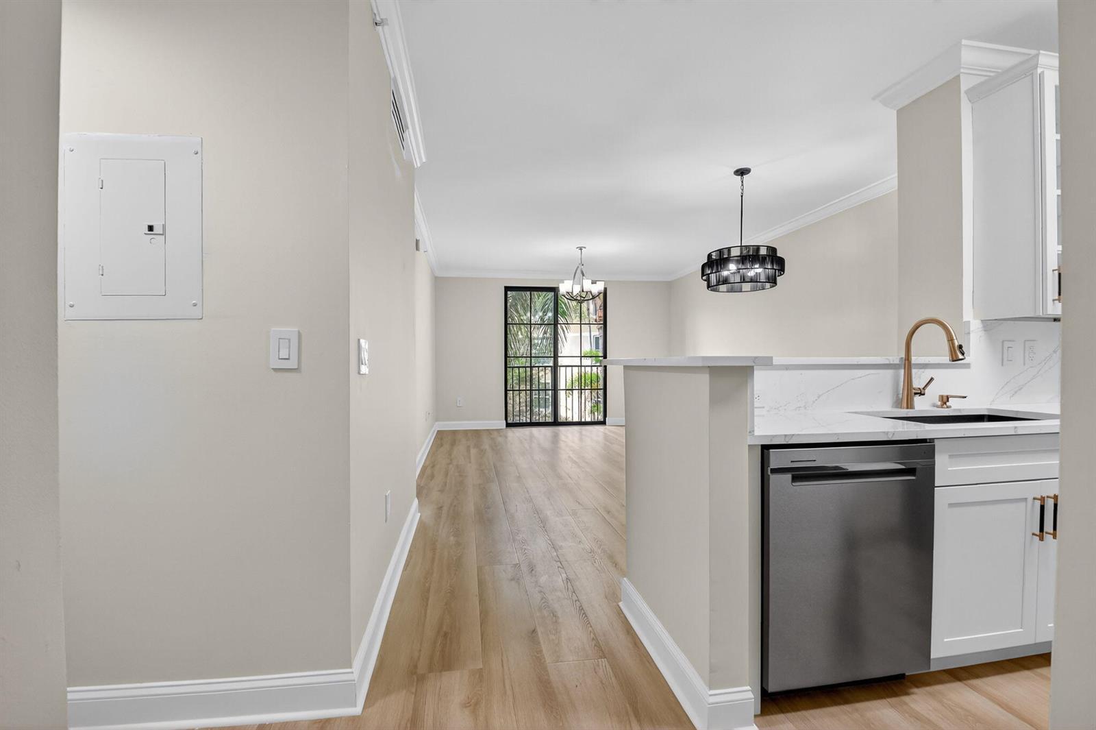 630 S SAPODILLA Avenue # 412, West Palm Beach FL 33401