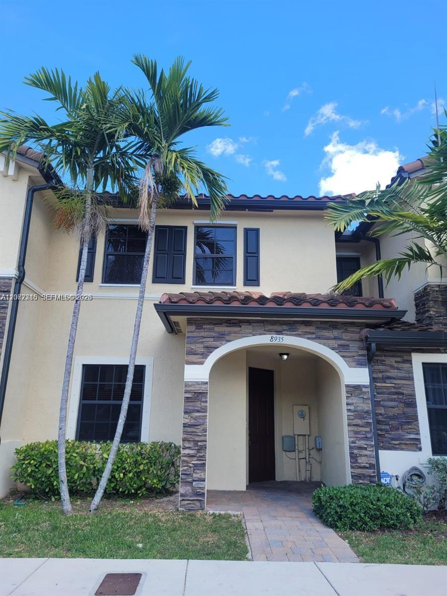 8935 W 35th Ln # 8935, Hialeah FL 33018