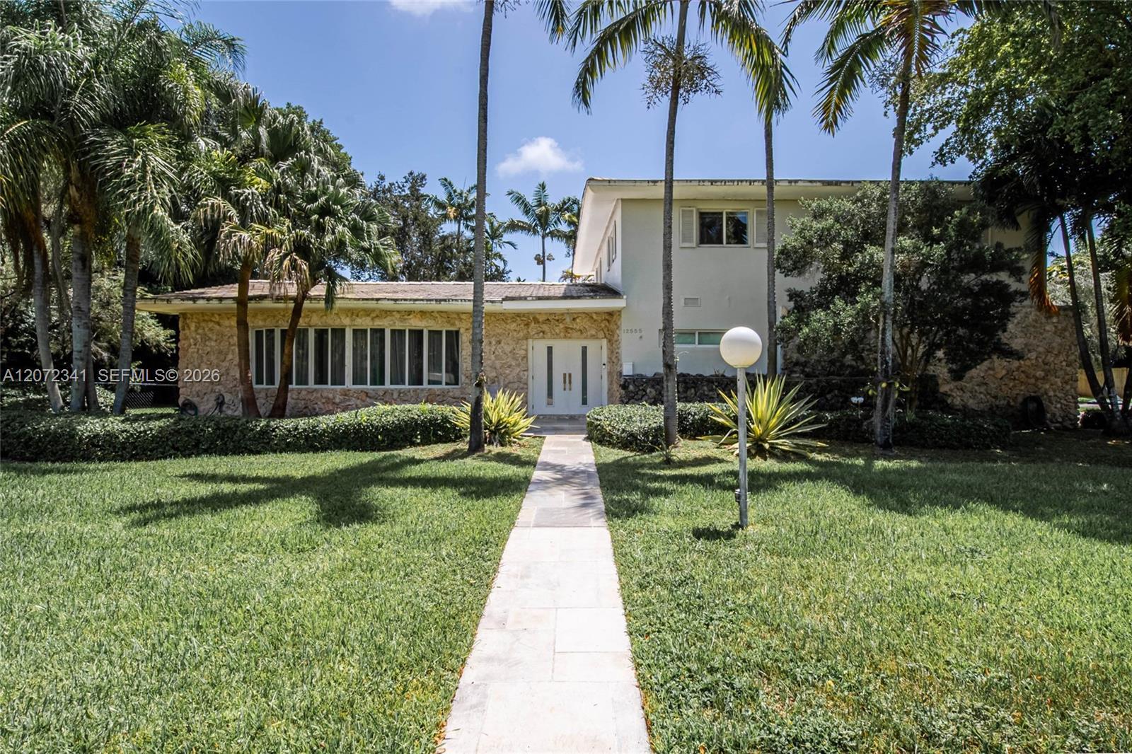 12555 SW 69th Ct, Pinecrest FL 33156