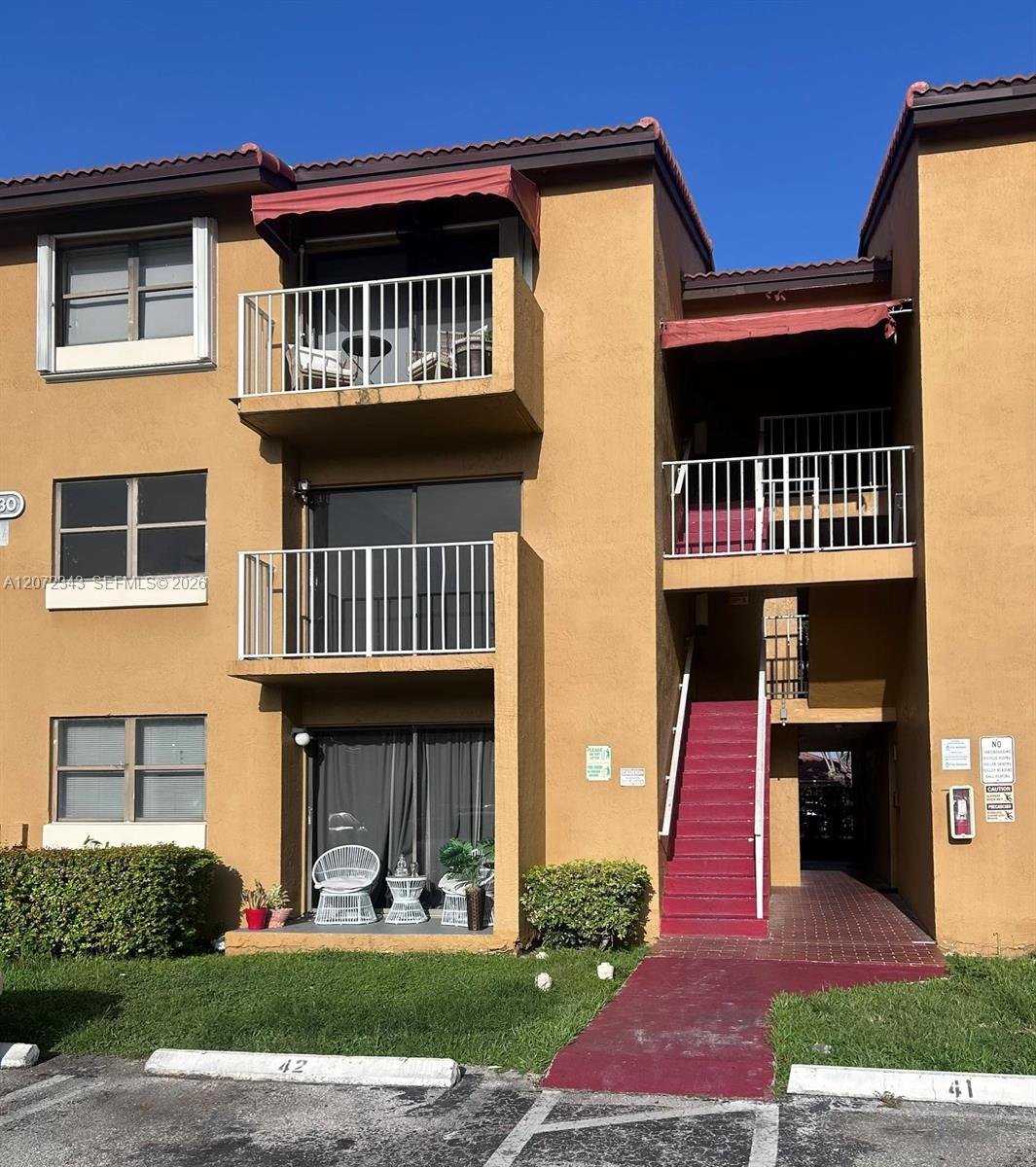 15630 SW 80th St # 203, Miami FL 33193