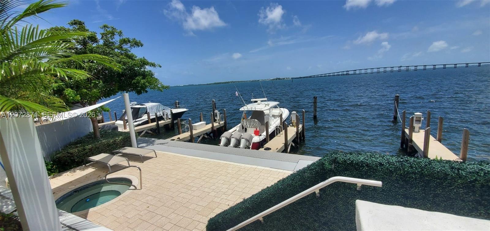 200 SE 15th Rd # 16H, Miami FL 33129