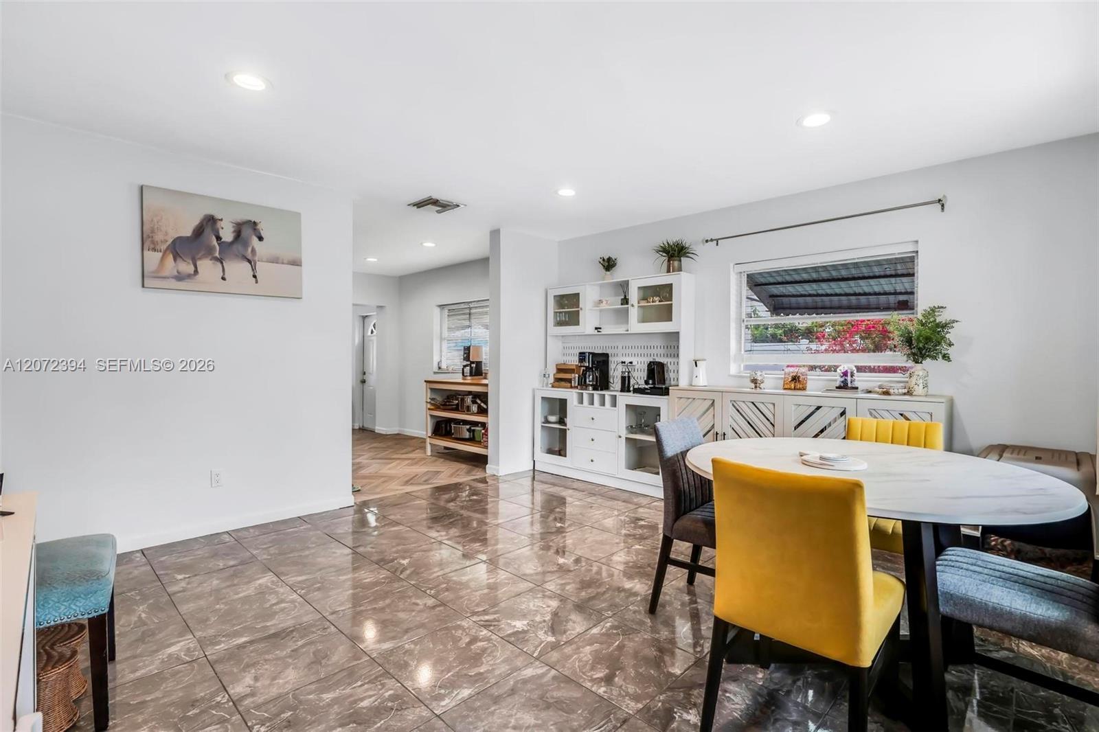 7211 NW 76th St, Tamarac FL 33321