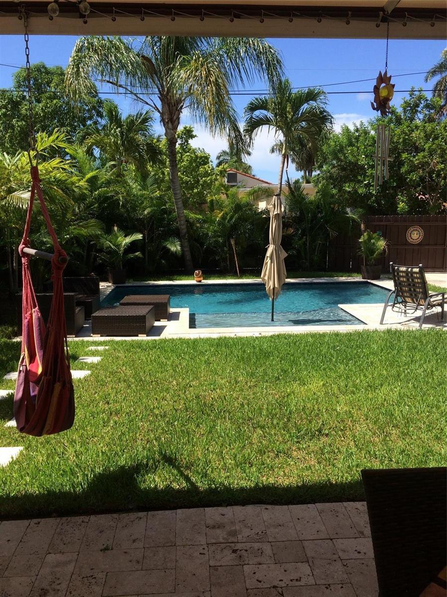 1126 LINCOLN Street, Hollywood FL 33019
