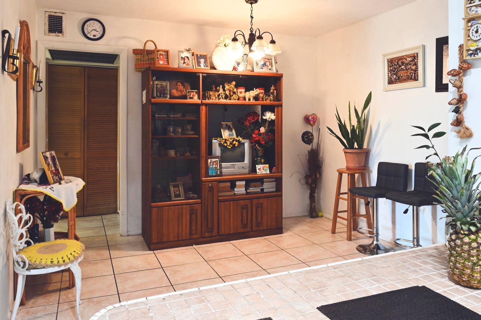 1681 NW 70th Avenue # 402, Plantation FL 33313