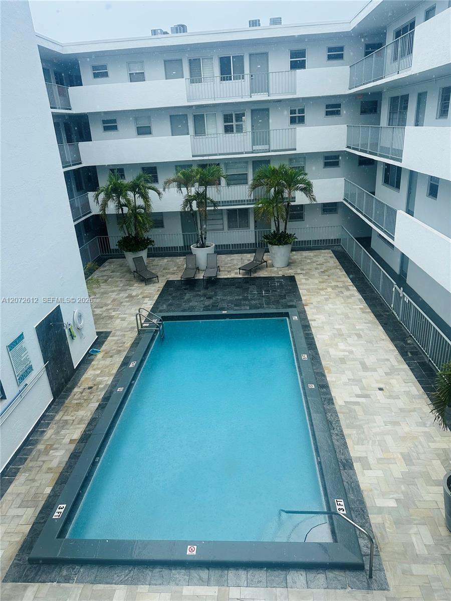 1610 Lenox Ave # 412, Miami Beach FL 33139