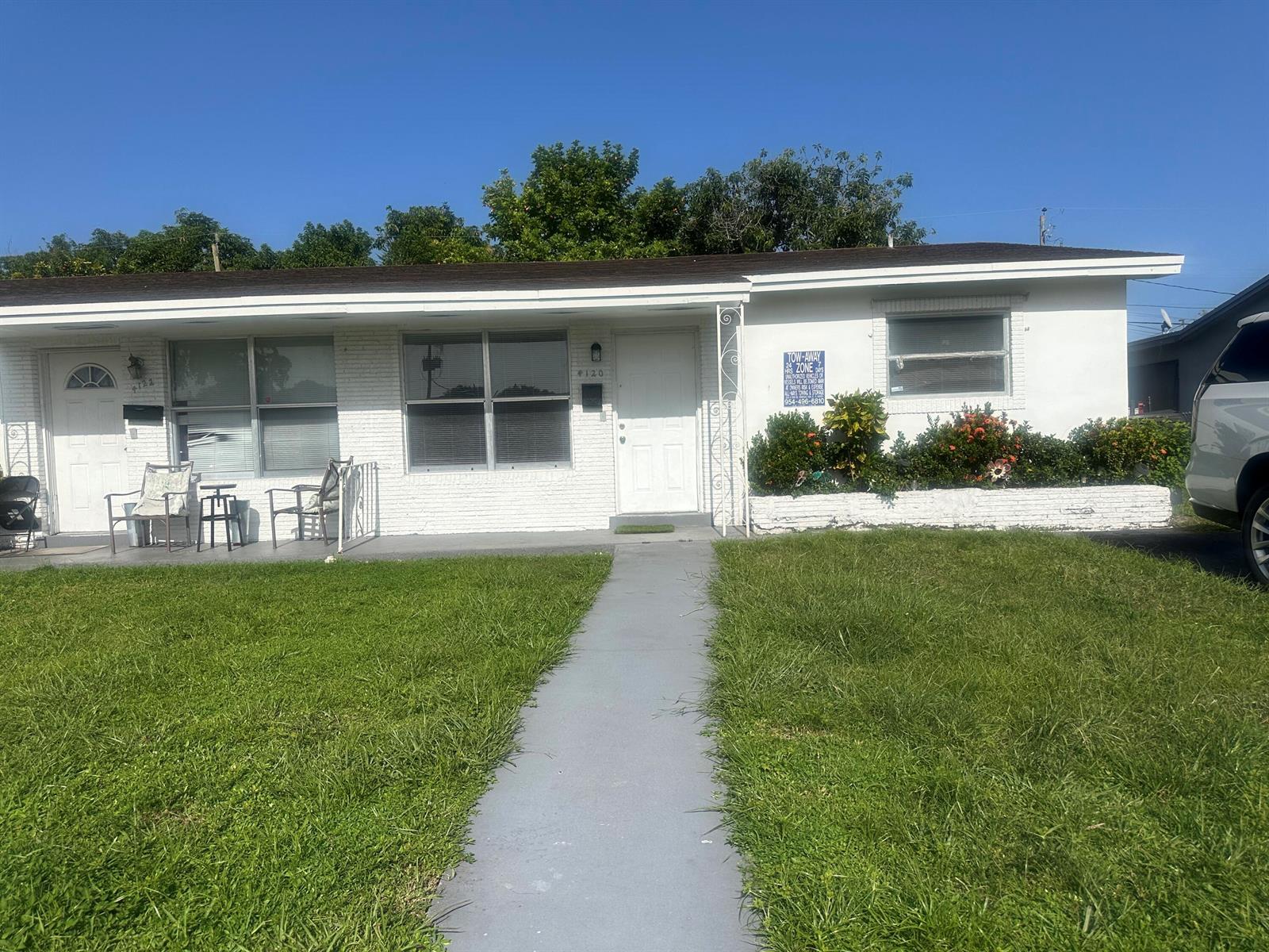 4120 NW 39TH Avenue, Lauderdale Lakes FL 33309