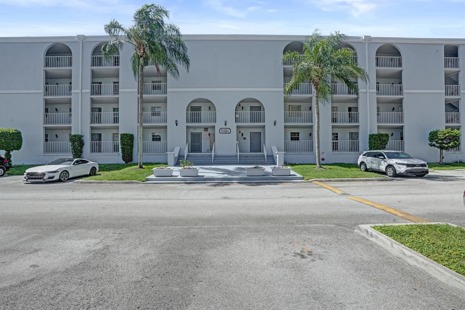 7980 N FRENCH Drive # 202, Pembroke Pines FL 33024