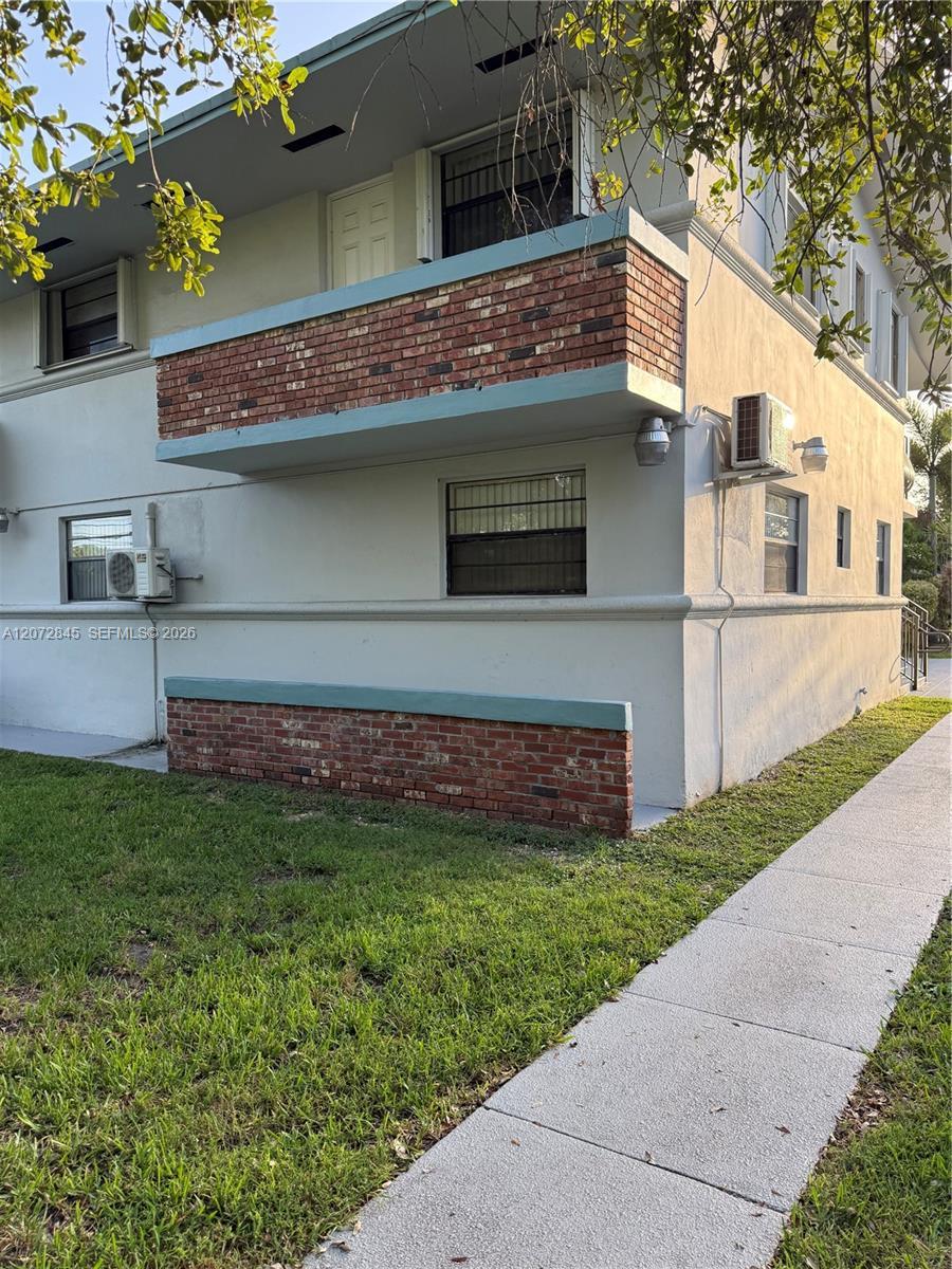 4450 SW 67th Ave # A, Miami FL 33155
