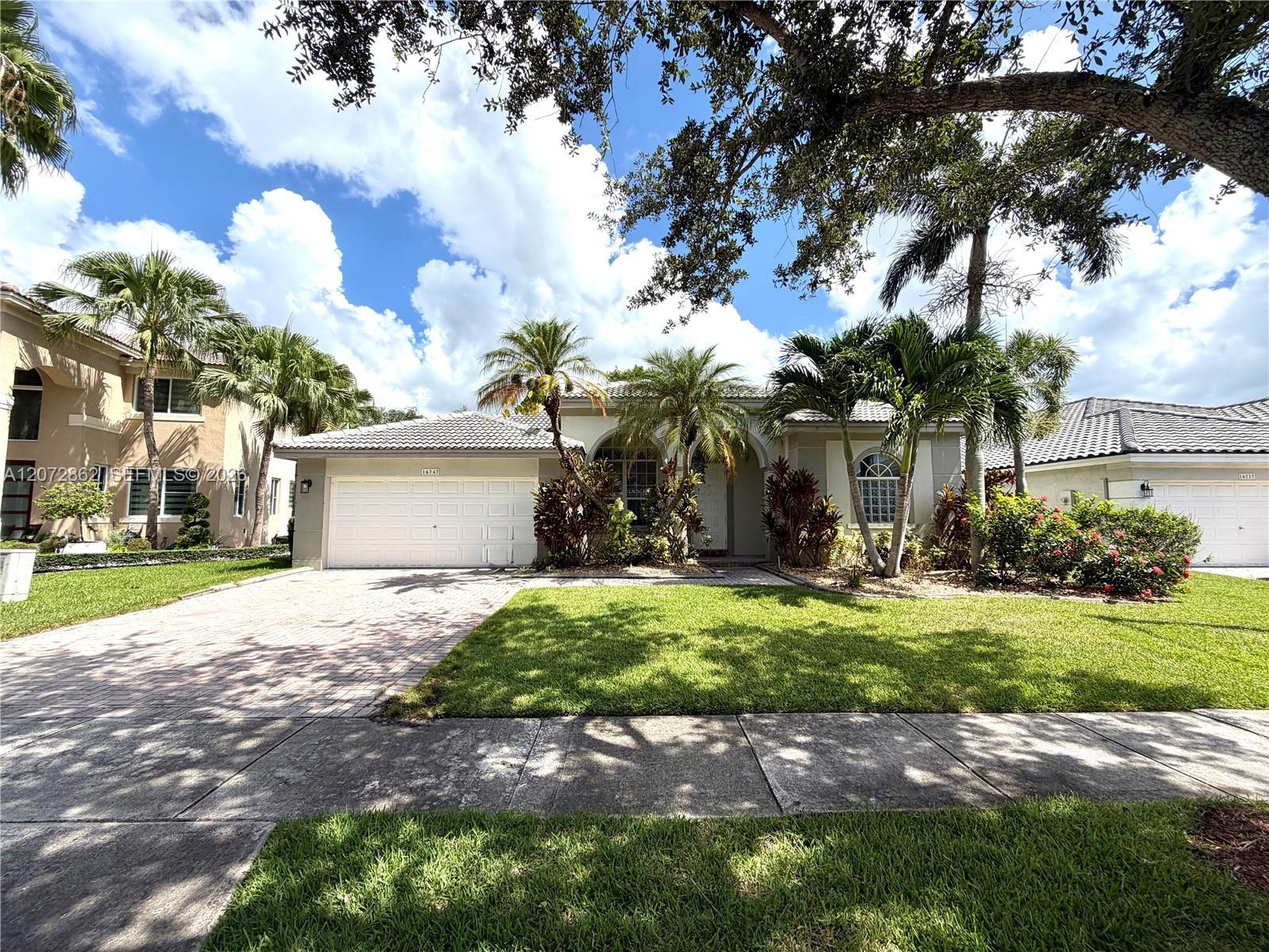 16747 NW 10th St, Pembroke Pines FL 33028