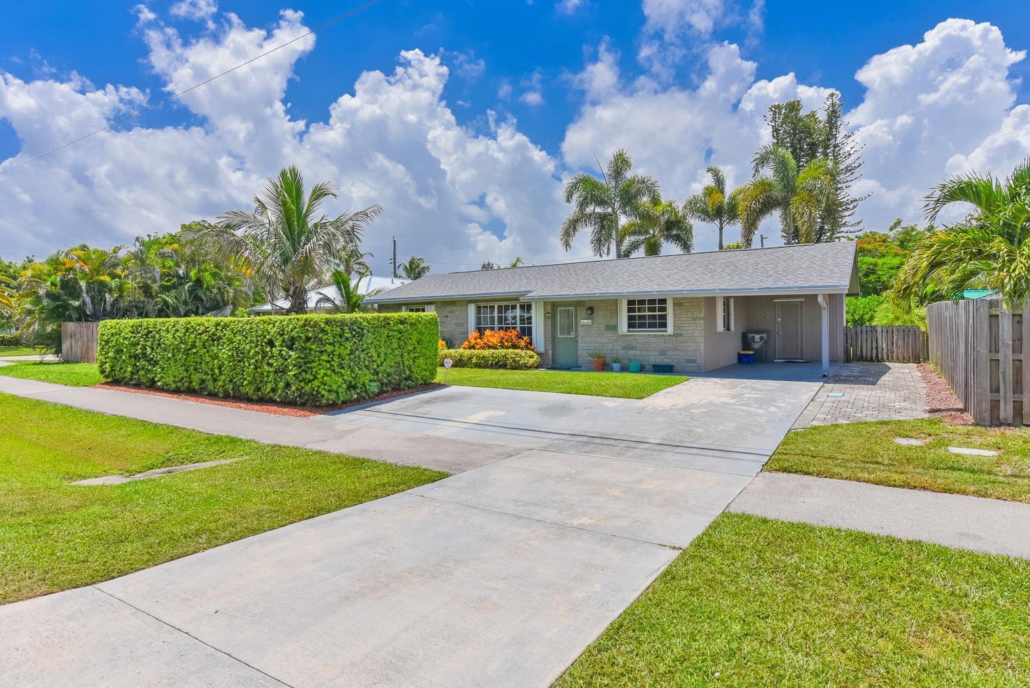 18625 Loxahatchee River Road, Jupiter FL 33458