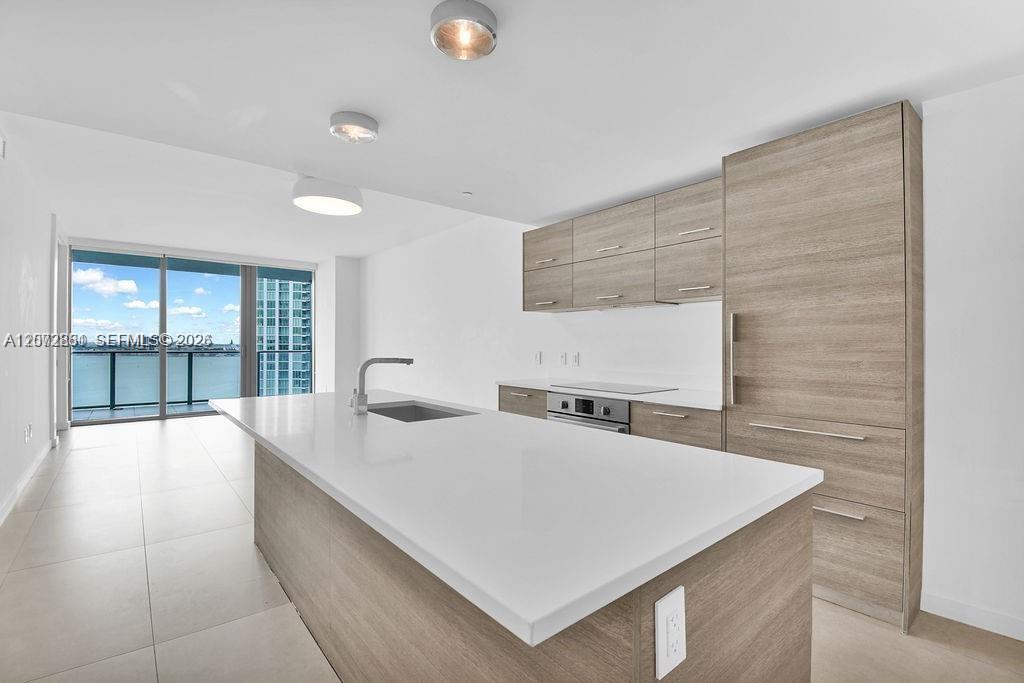 650 NE 32nd St # 1803, Miami FL 33137
