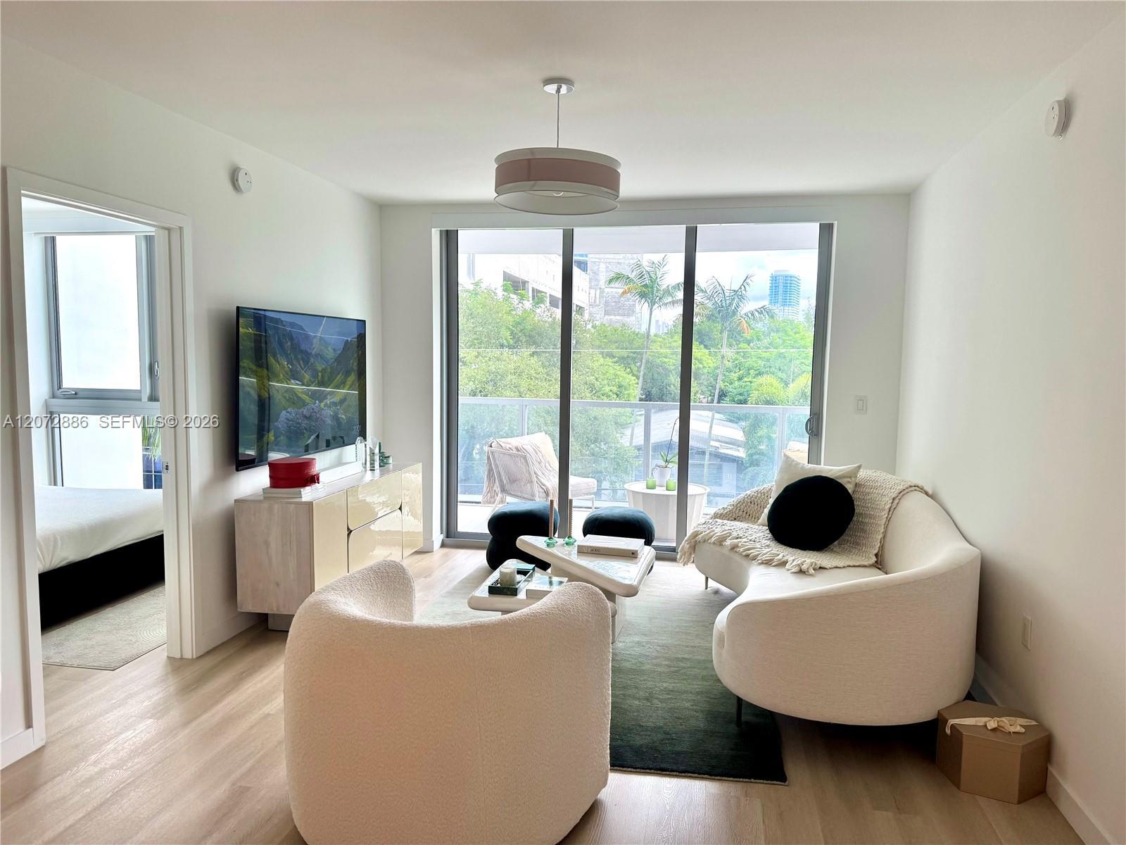 13800 Highland Dr # 307, North Miami Beach FL 33181
