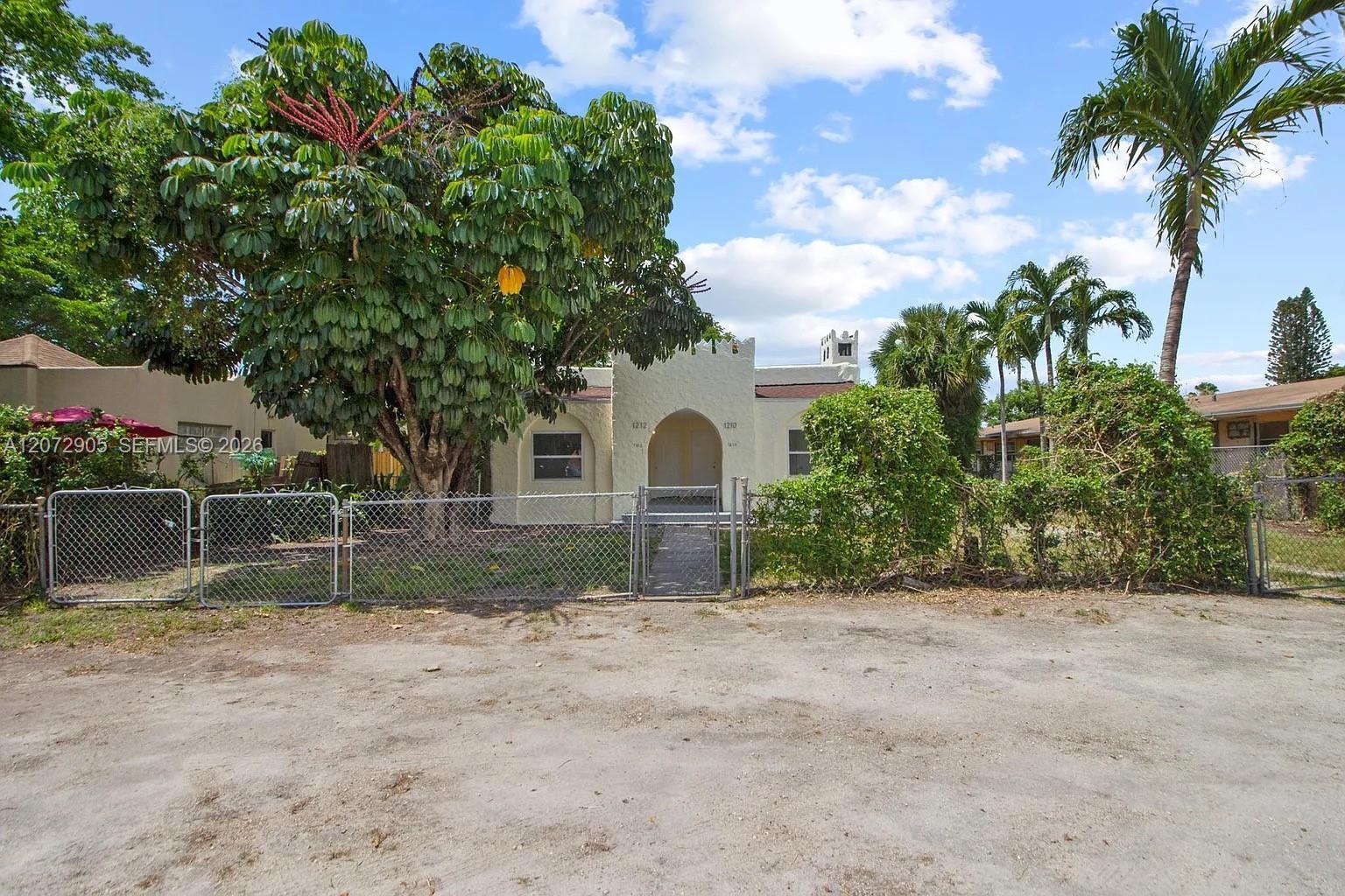 1210 Sesame St # 1210, Opa-Locka FL 33054