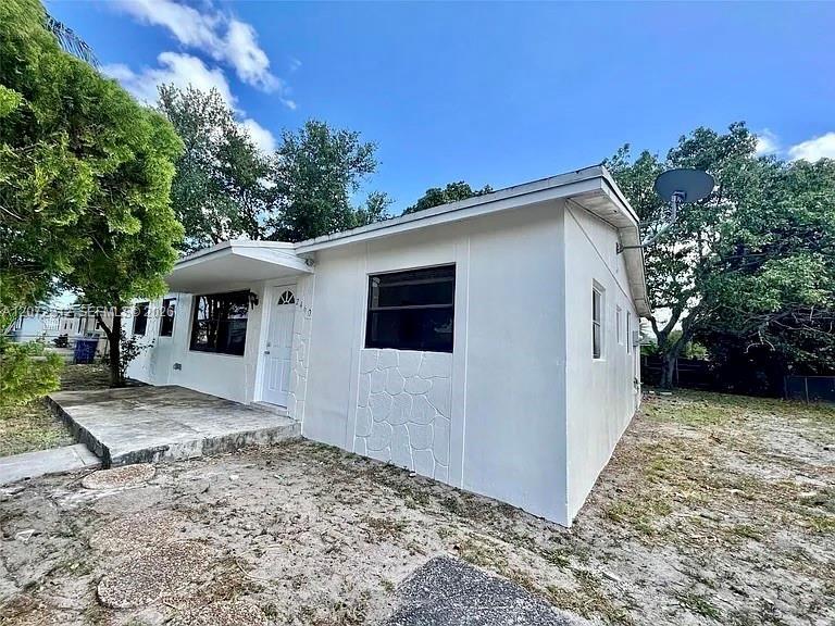 2460 NW 179th St # 2460, Miami Gardens FL 33056