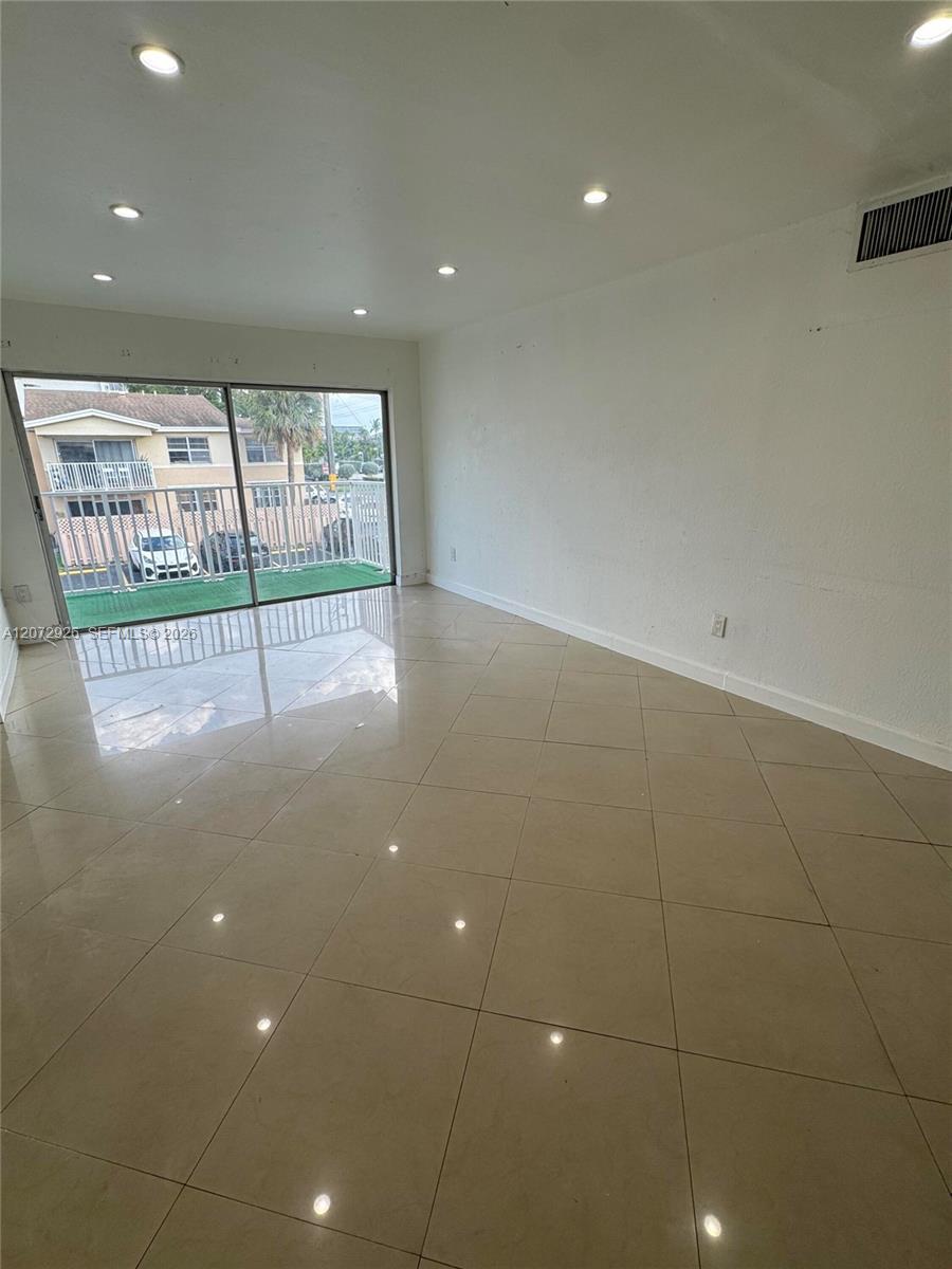 4530 NW 79th Ave # 2D, Doral FL 33166