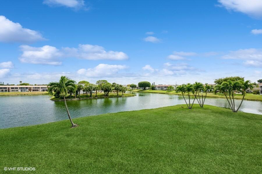118 SOMERSET F, West Palm Beach FL 33417