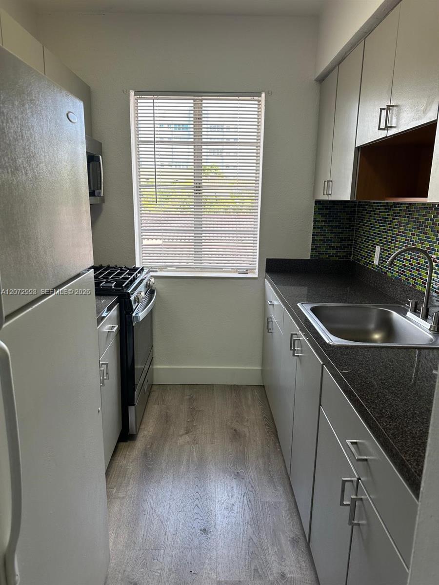 6805 Abbott Ave # 8, Miami Beach FL 33141