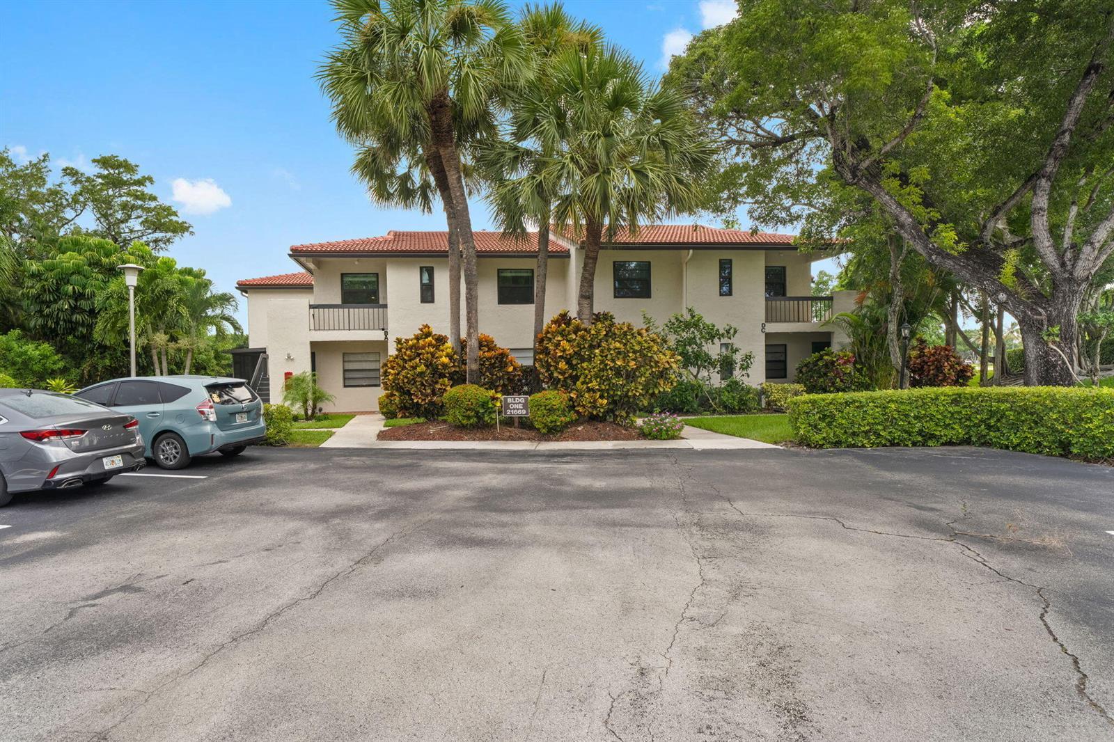 21669 TALL PALM Circle # 1B, Boca Raton FL 33433