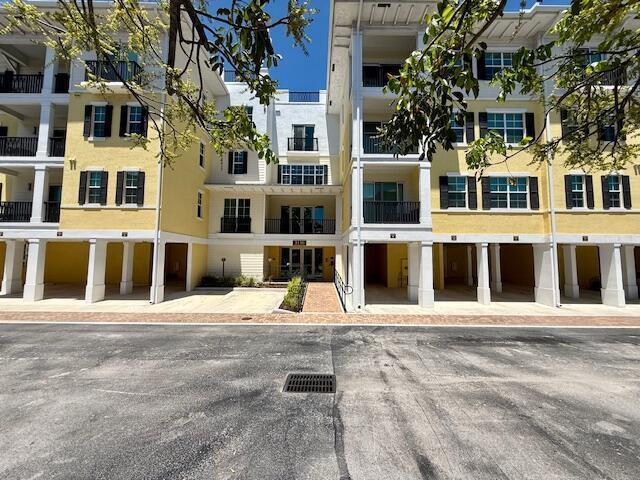 225 S Latitude Circle Unit 204, Delray Beach FL 33483