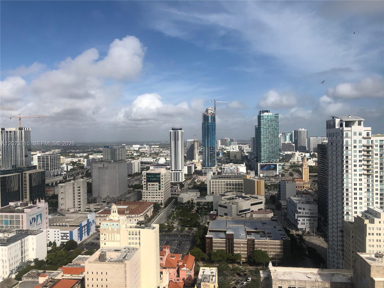 151 SE 1 St # 10, Miami FL 33131
