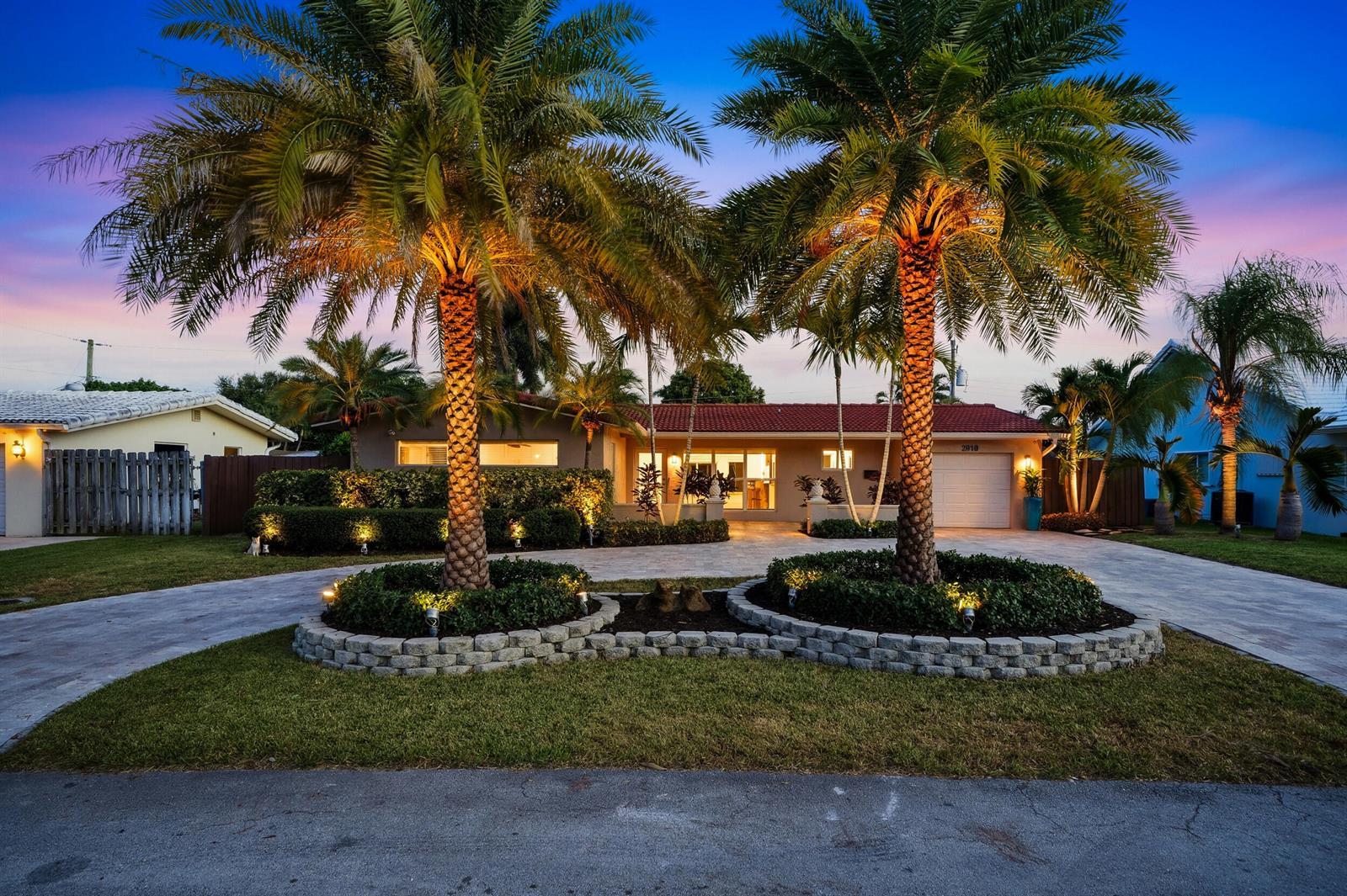 2010 NE 31ST Street, Lighthouse Point FL 33064