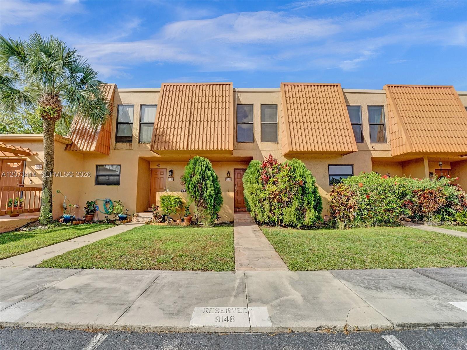 9148 Limetree Ln # 181, Pembroke Pines FL 33024
