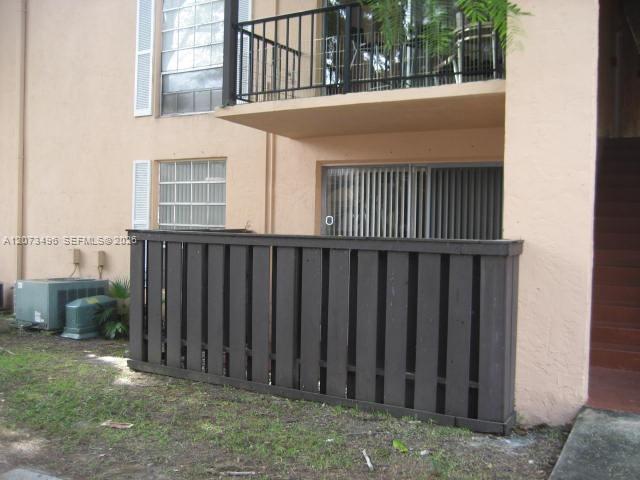 10810 N KENDALL DR # 11, Miami FL 33176