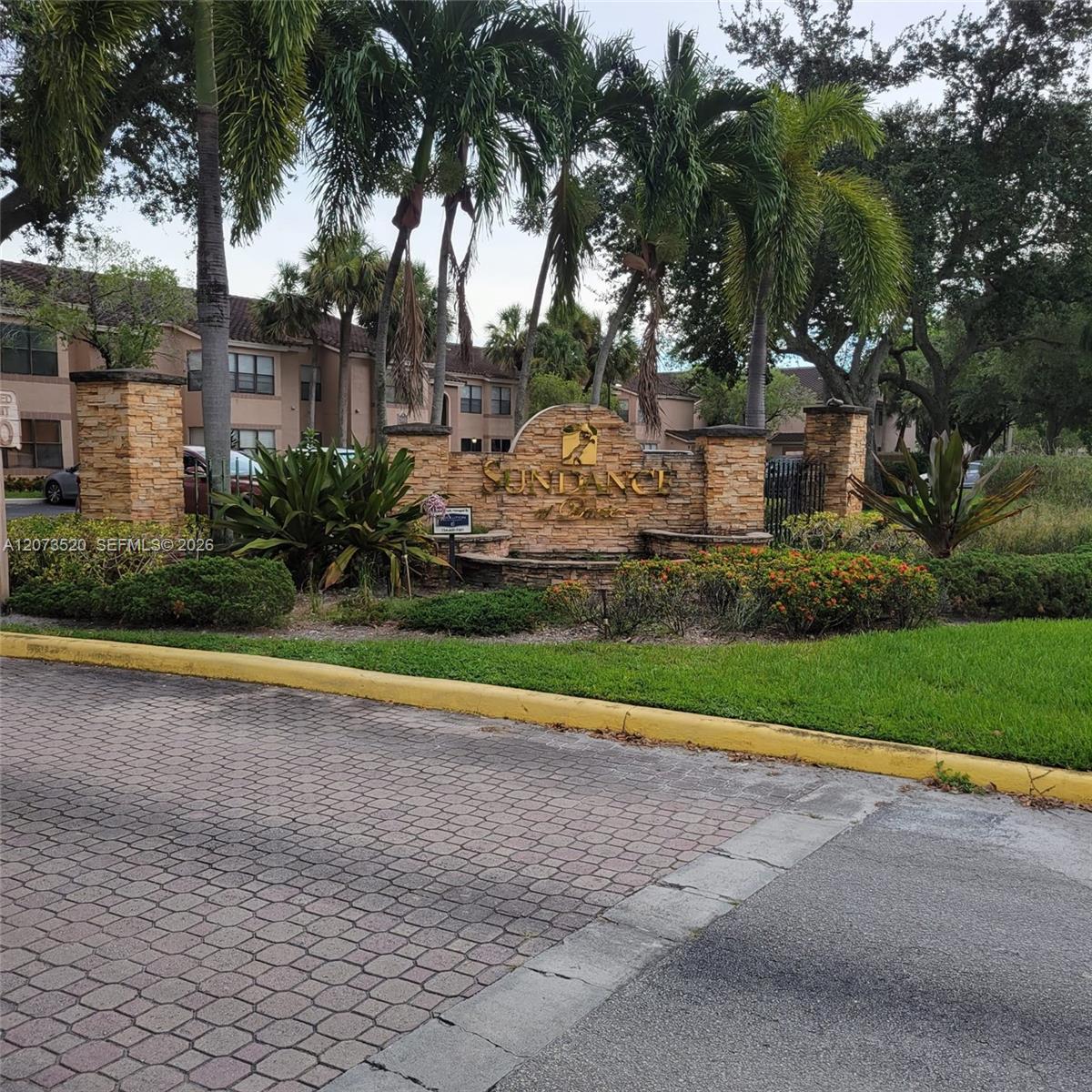 2926 S University Dr # 6102, Davie FL 33328
