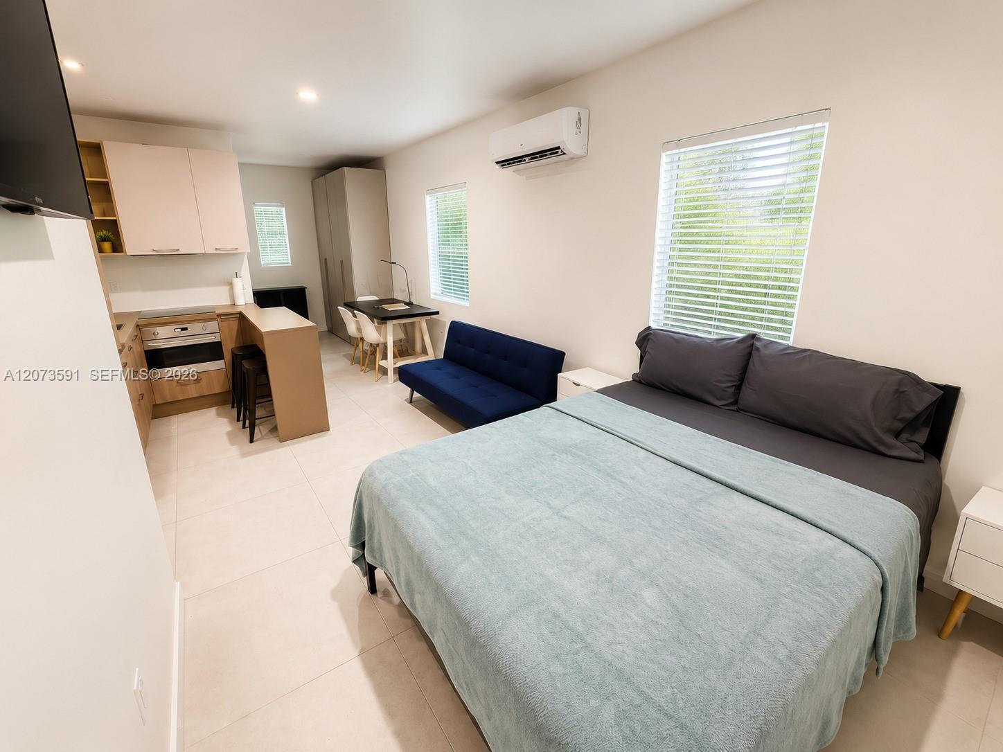 245 NE 33rd St # 107, Miami FL 33137