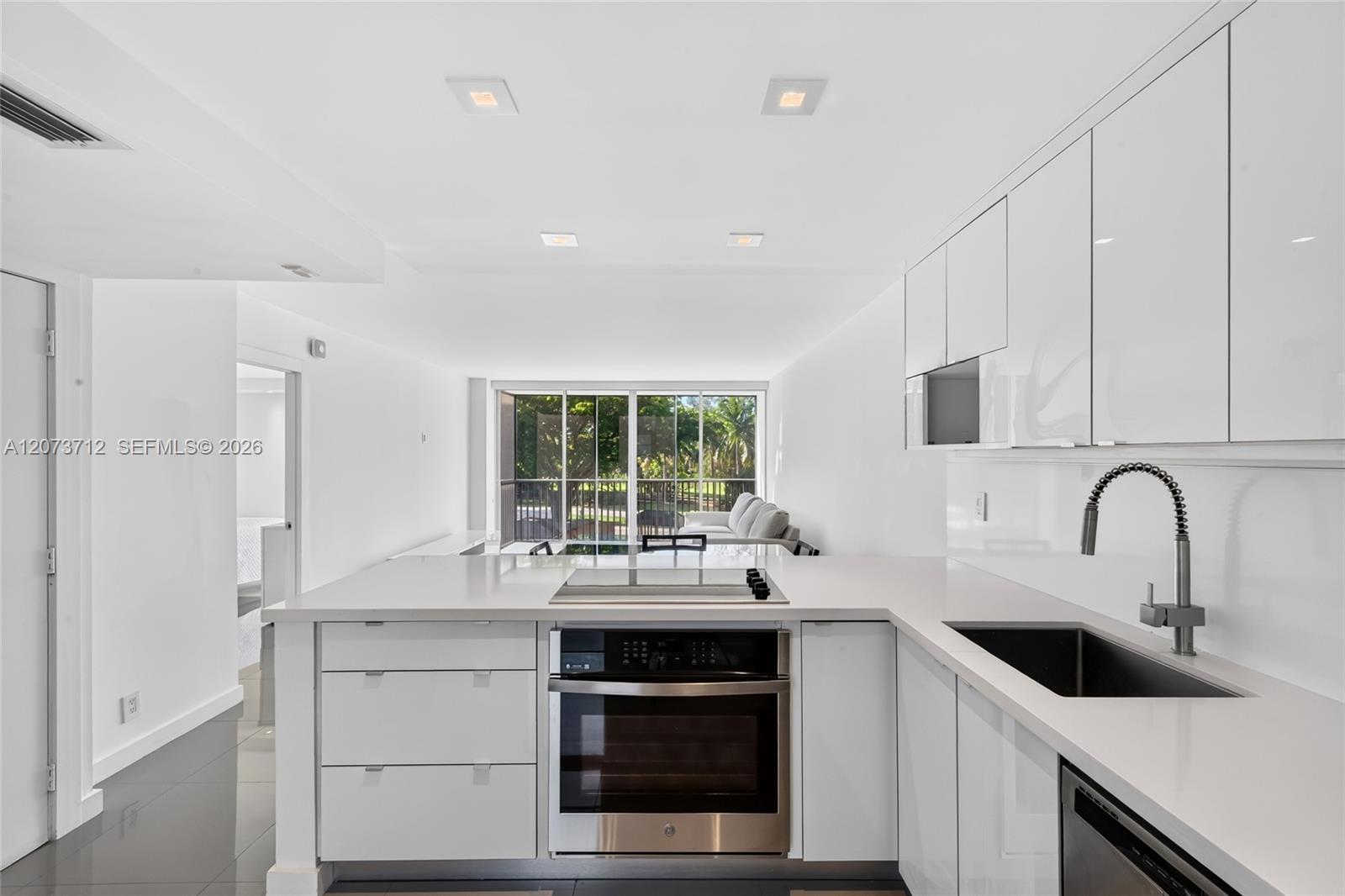 Property at 3301 N Country Club Dr # 310, Aventura FL 33180