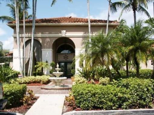 18328 NW 68th Ave # O, Hialeah FL 33015