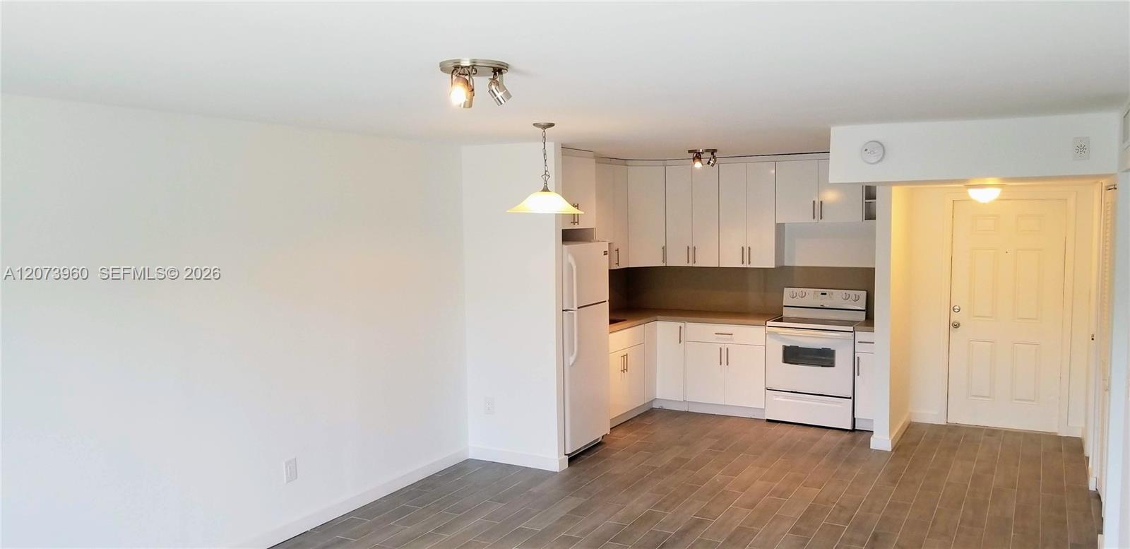 15205 NE 6th Ave # D204, Miami FL 33162
