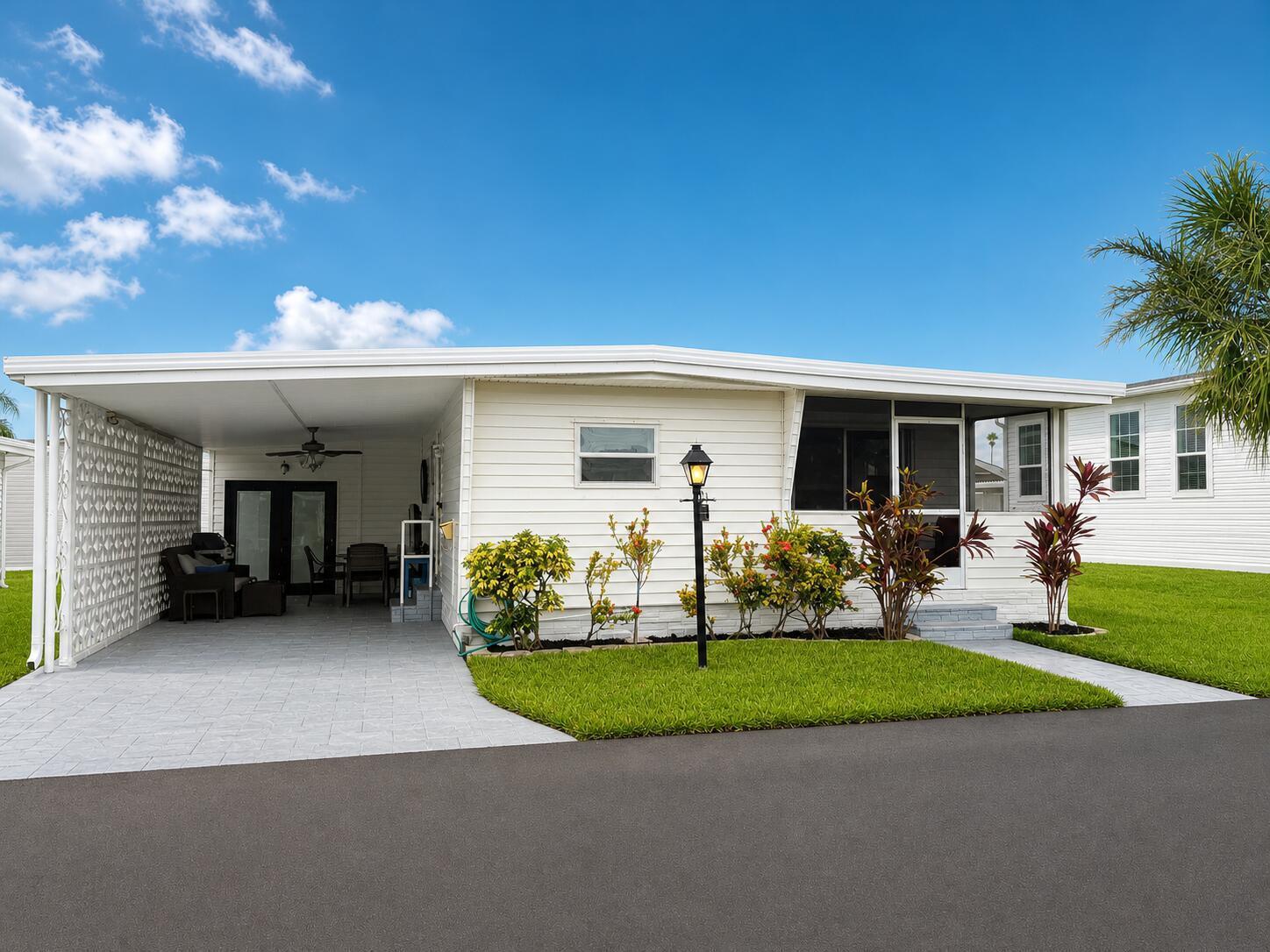 3225 South Street, Hollywood FL 33021
