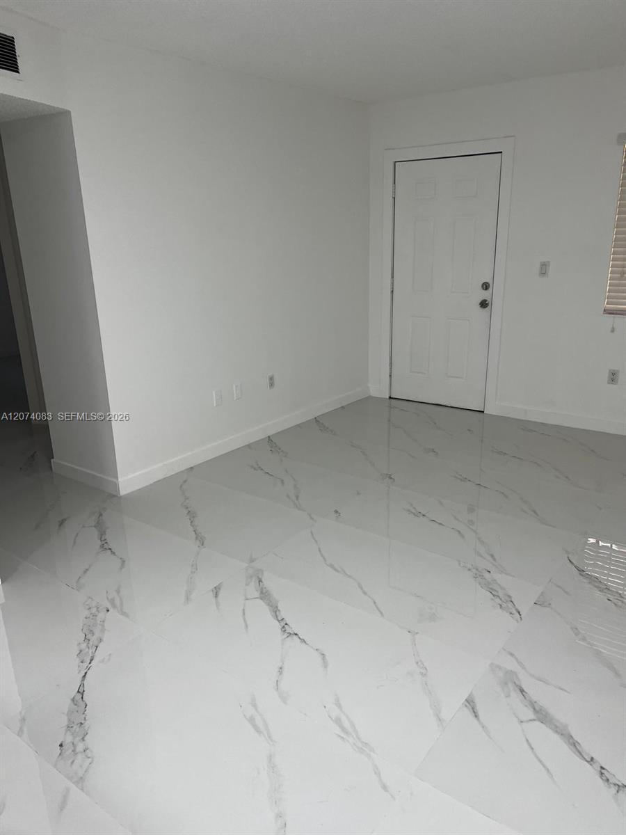 5560 W 21st Ct # 108, Hialeah FL 33016
