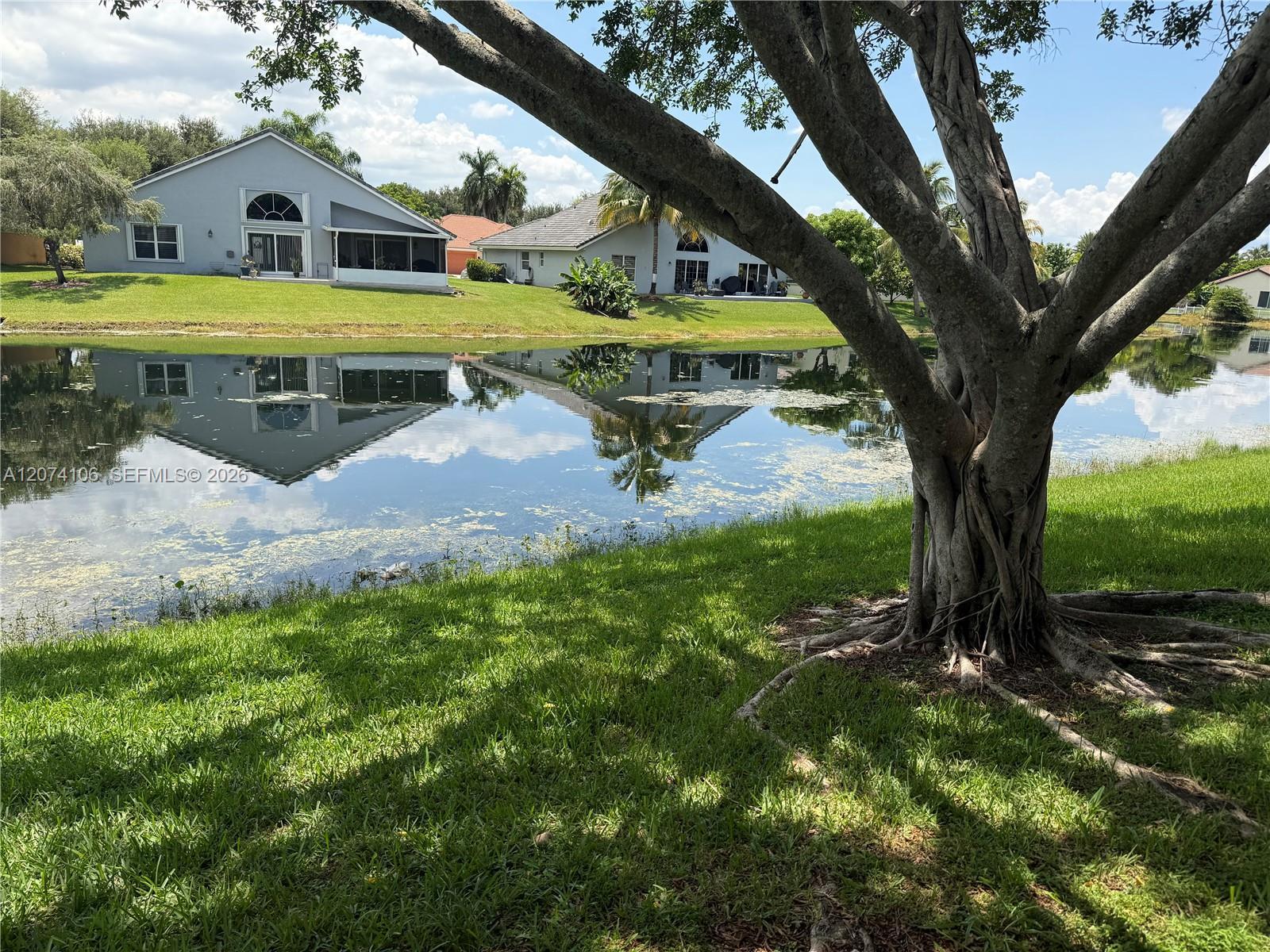 9454 S Palm Cir S # 9454, Pembroke Pines FL 33025